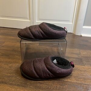 Sorrel Go Bodega Run Slippers Size Women’s 8 Color Epic Plum/Black Leopard